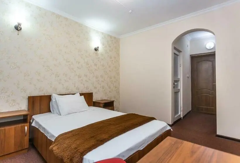 Standard Yhden Hengen Huone, Asson Hotel Termez