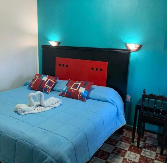 标准间, Clasico Colonial