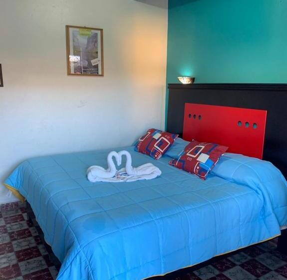 标准间, Clasico Colonial