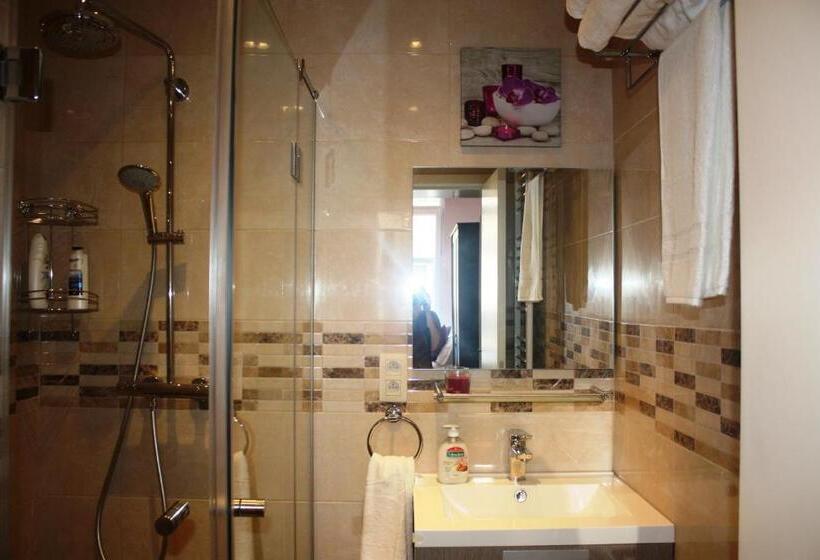 اتاق استاندارد, Eu B&b
