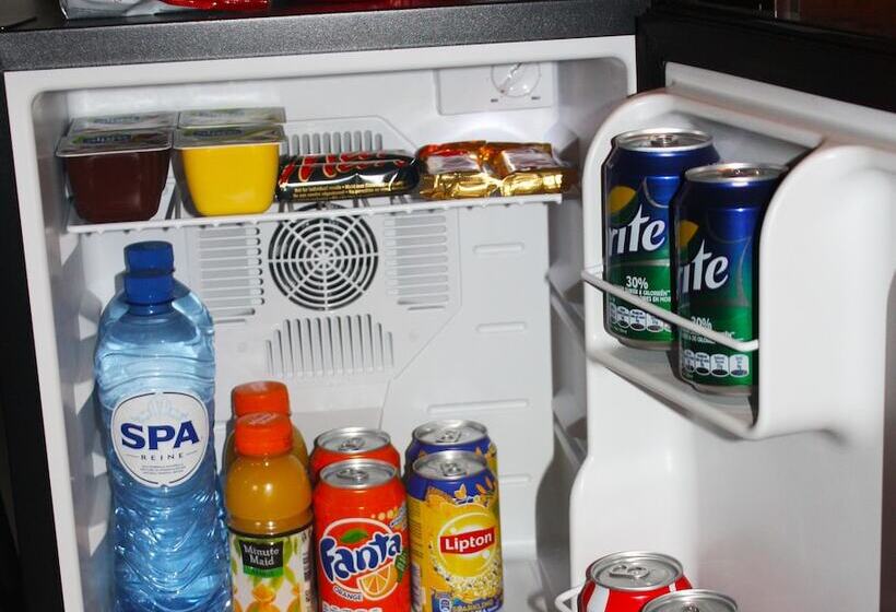 اتاق لوکس, Eu B&b