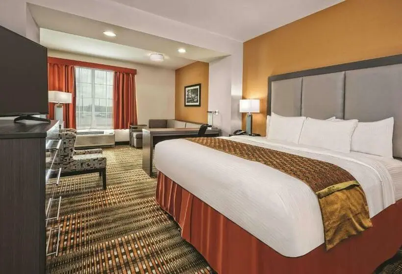 キングサイズベッドのエクゼクティブルーム, La Quinta By Wyndham San Antonio By Frost Bank Center