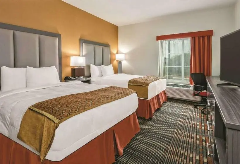 身障者適用スタンダードルーム, La Quinta By Wyndham San Antonio By Frost Bank Center