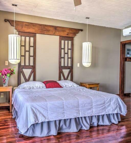 اتاق استاندارد با تخت بزرگ, Lands End