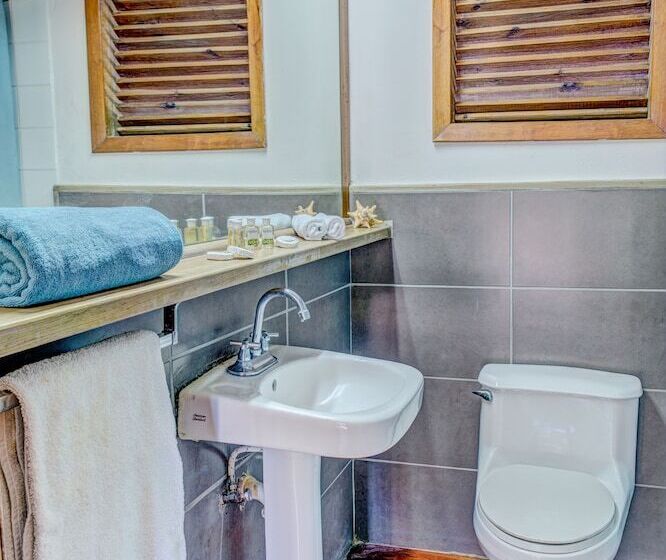 اتاق استاندارد با تخت بزرگ, Lands End