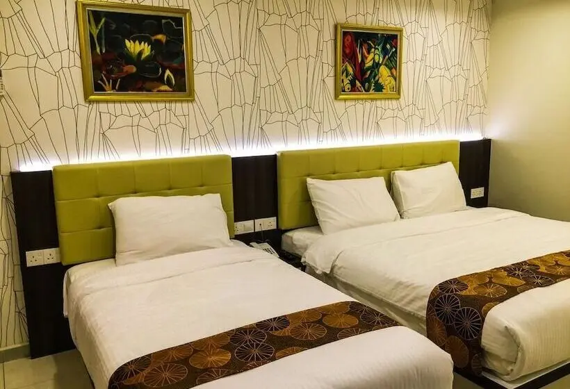 Chambre Triple Deluxe, Louis