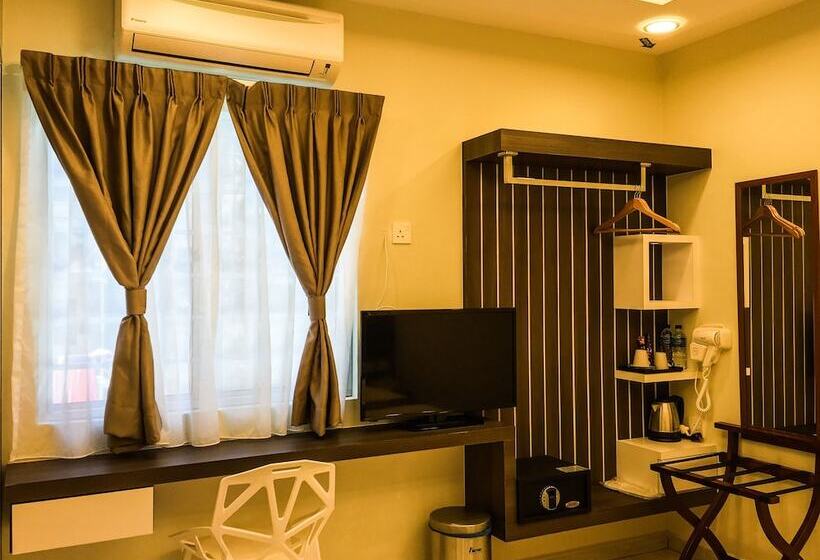 غرفة ديلوكس رباعية, Louis