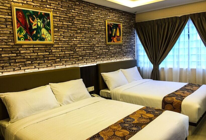 غرفة ديلوكس رباعية, Louis