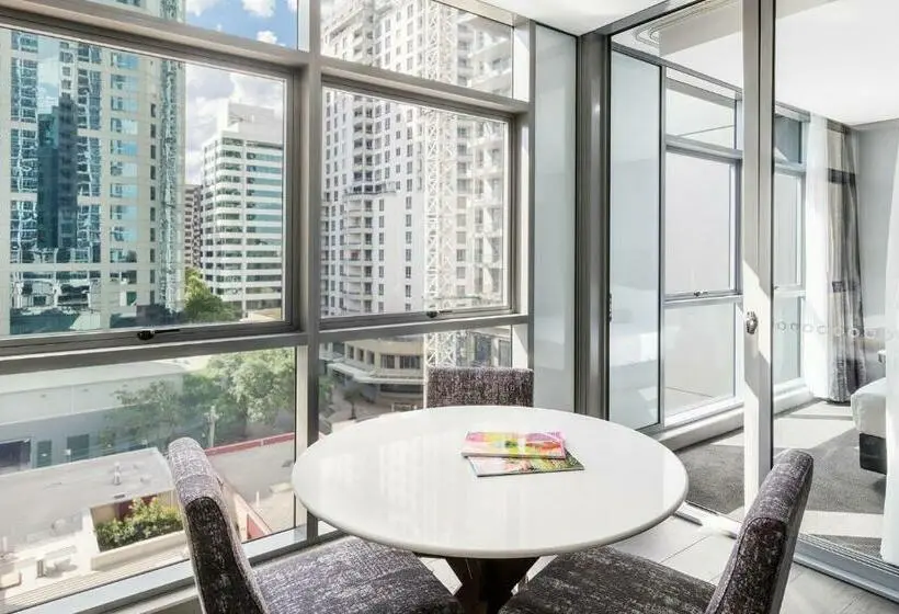 Sviitti, Meriton Suites Chatswood
