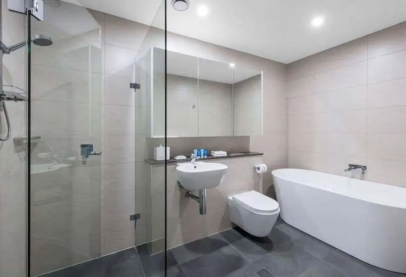 3 Bedroom Suite, Meriton Suites Chatswood