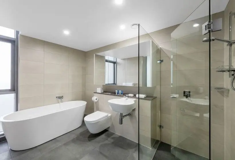 3 Bedroom Suite, Meriton Suites Chatswood