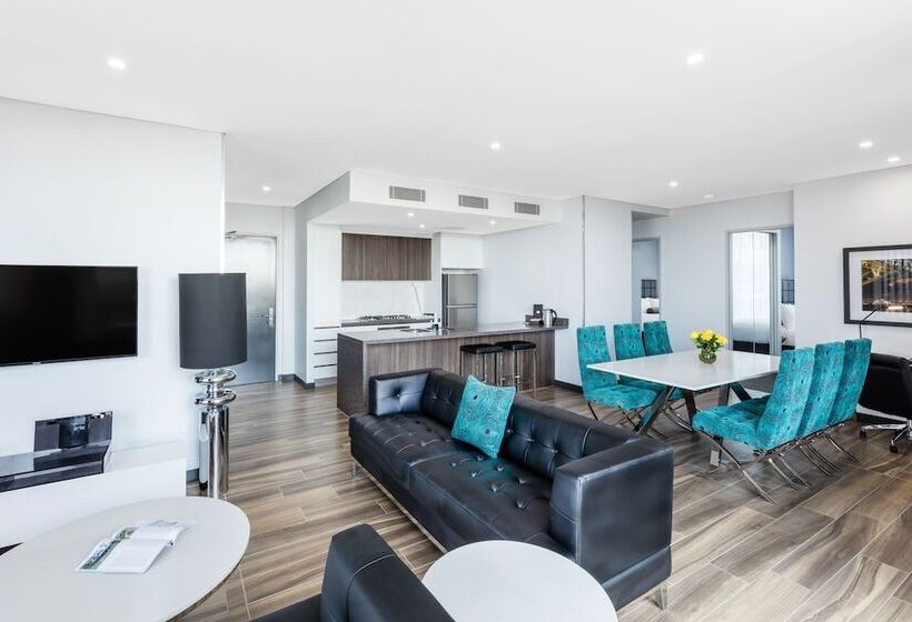 Люкс 3 Спальни, Meriton Suites Chatswood