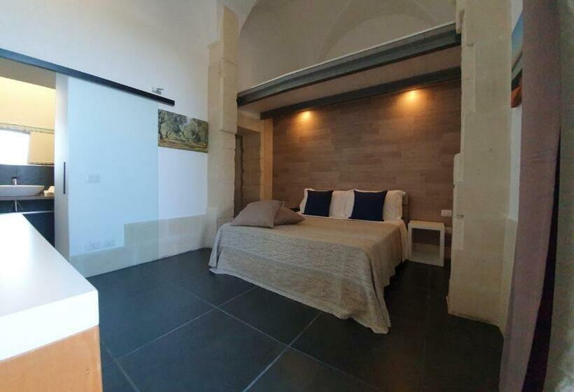 غرفة قياسية, Oasis Park