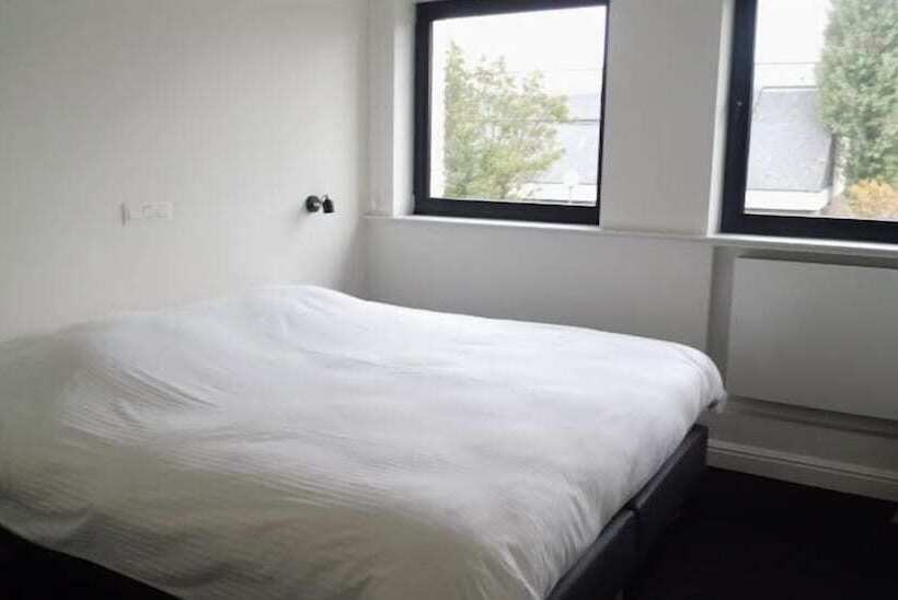 스위트, Quarante Cinq