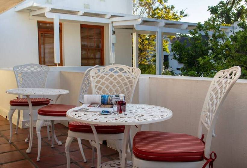 غرفة قياسية, De Hoek Manor