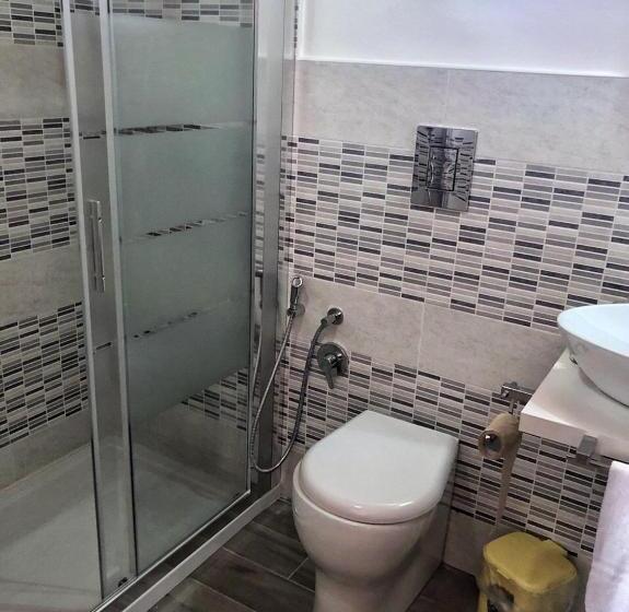 Номер Economy, Populus