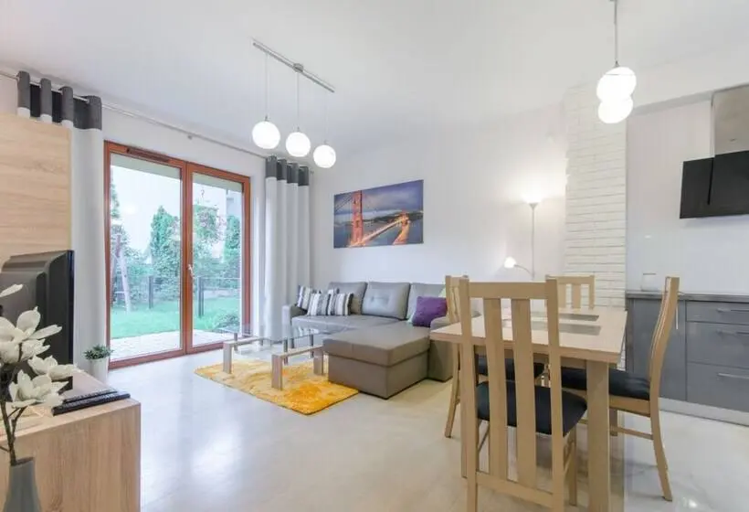 Comfort-huoneisto 1 Makuuhuone, Sopot Premium Stay Kamienny Potok With Parking By Noclegi Renters