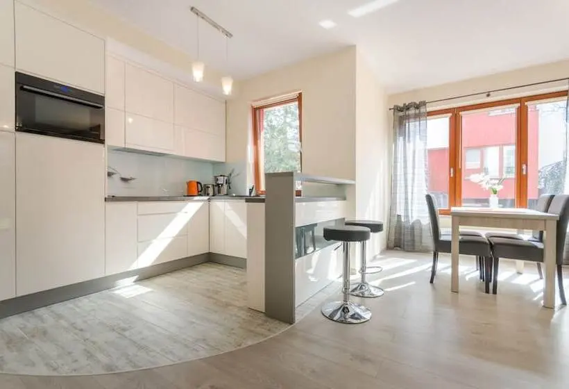 Deluxe-huoneisto 1 Makuuhuone, Sopot Premium Stay Kamienny Potok With Parking By Noclegi Renters