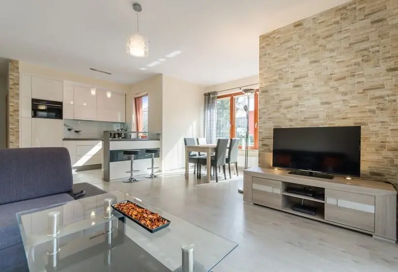 Deluxe-huoneisto 1 Makuuhuone, Sopot Premium Stay Kamienny Potok With Parking By Noclegi Renters