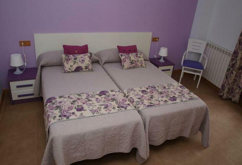 اتاق استاندارد, Hostal La Ribera Del Júcar