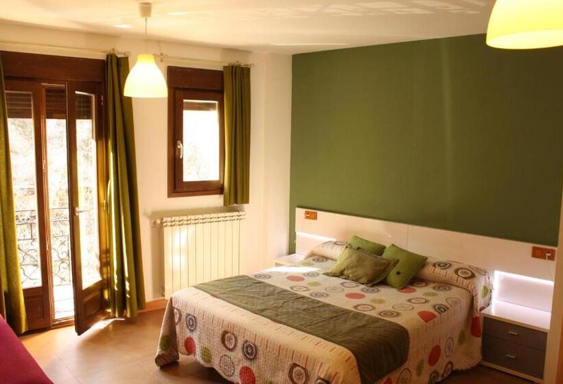 اتاق استاندارد, Hostal La Ribera Del Júcar