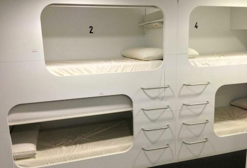 Кровать в Многоместном Номере с Общей Ванной, Hostel Casa Ibarrola