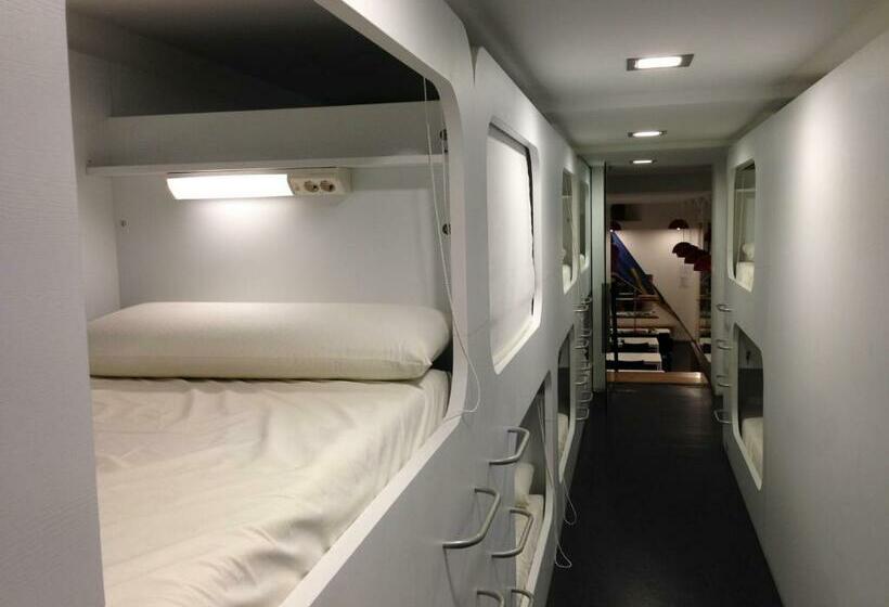Кровать в Многоместном Номере с Общей Ванной, Hostel Casa Ibarrola