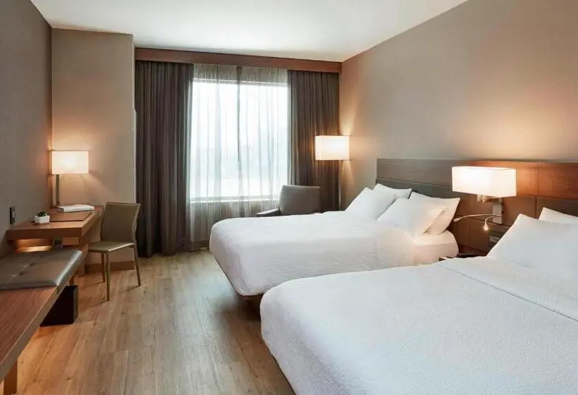 Standard-huone Queen-vuode, Ac Hotel By Marriott Cincinnati At The Banks