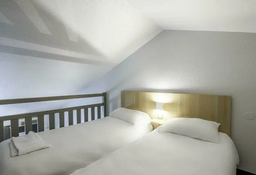 Standard Neljän Hengen Huone, B&b Hotel Périgueux Boulazac