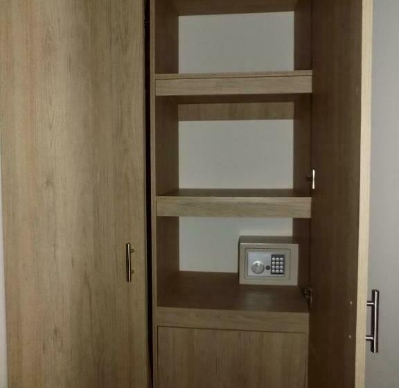 家庭间, Boutique Laureles Medellin