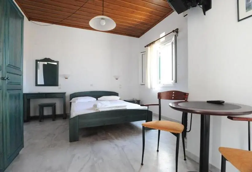 استودیوی استاندارد, Carlo Bungalows