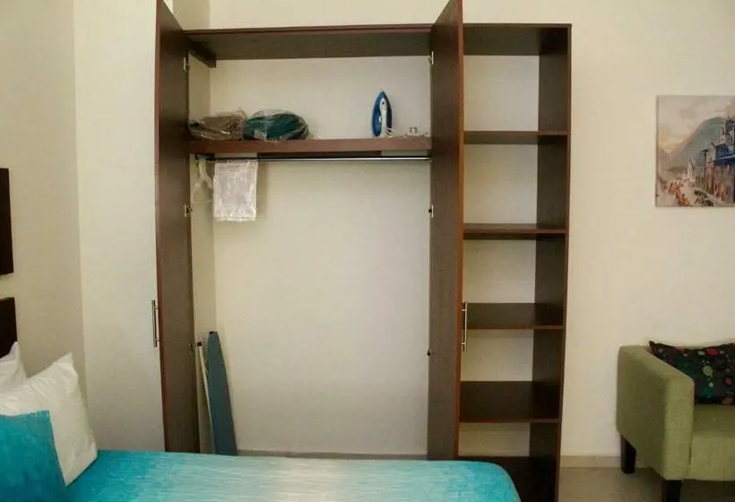 スタンダード4人部屋, Casa De La Iaia