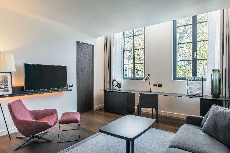 Люкс Superior, Hilton Lake Como