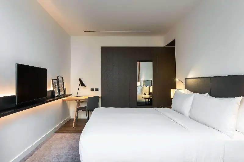 اتاق استاندارد, Hilton Lake Como