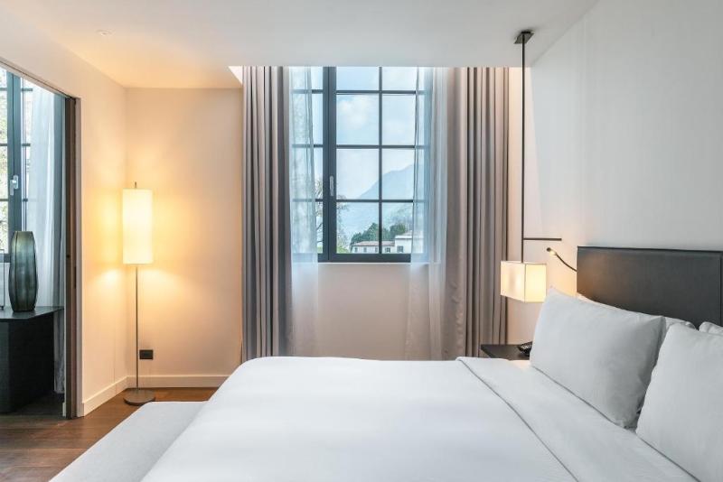 Люкс, Hilton Lake Como