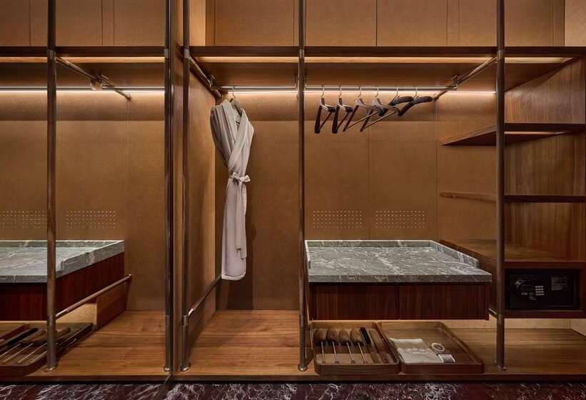 Номер Deluxe Кровать Кинг, Hilton Lake Como