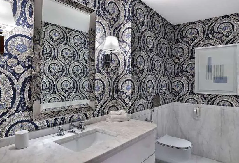 سوییت سوپریور, Hilton Lake Como
