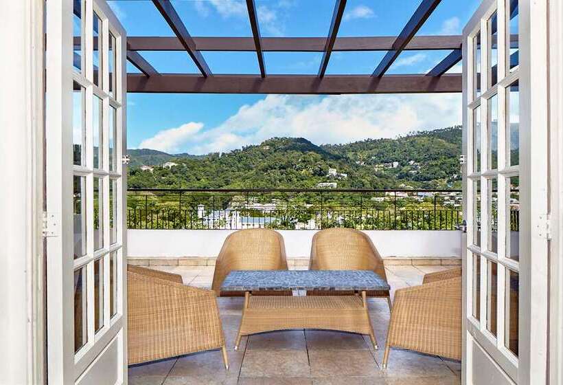 Люкс Superior, Hilton Lake Como