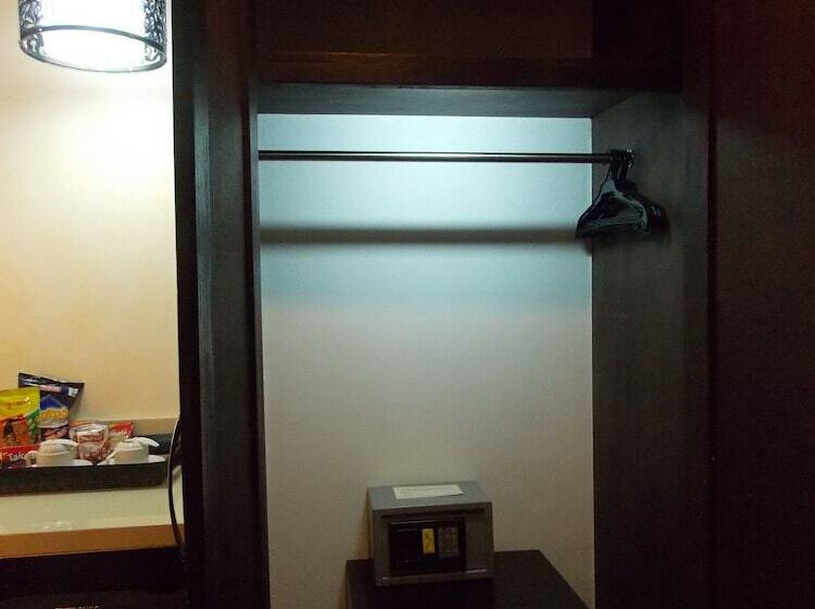 اتاق لوکس, Mo2 Westown Hotel San Juan