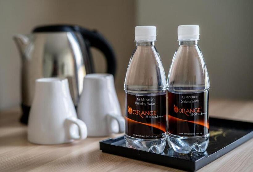 标准三人间, Orange Hotel Kota Kemuning @ Shah Alam