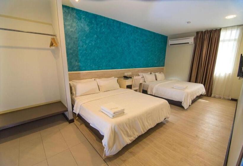 סוויטת ג'וניור, Pantai Inn Kota Kinabalu