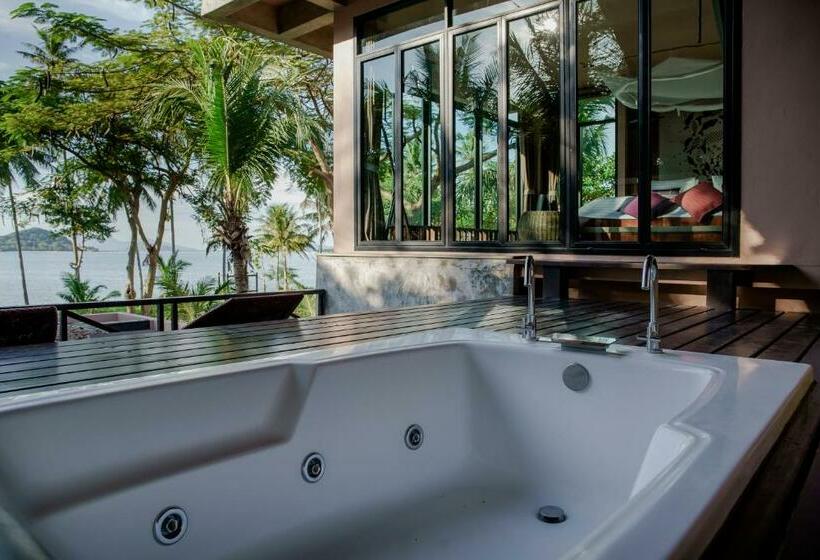 수피리어 자쿠지 룸, Seavana Koh Mak Beach Resort