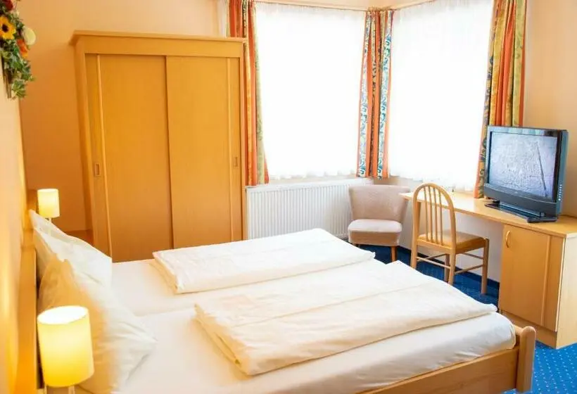 Standard-huone Parveke, Strandhotel Burgstaller