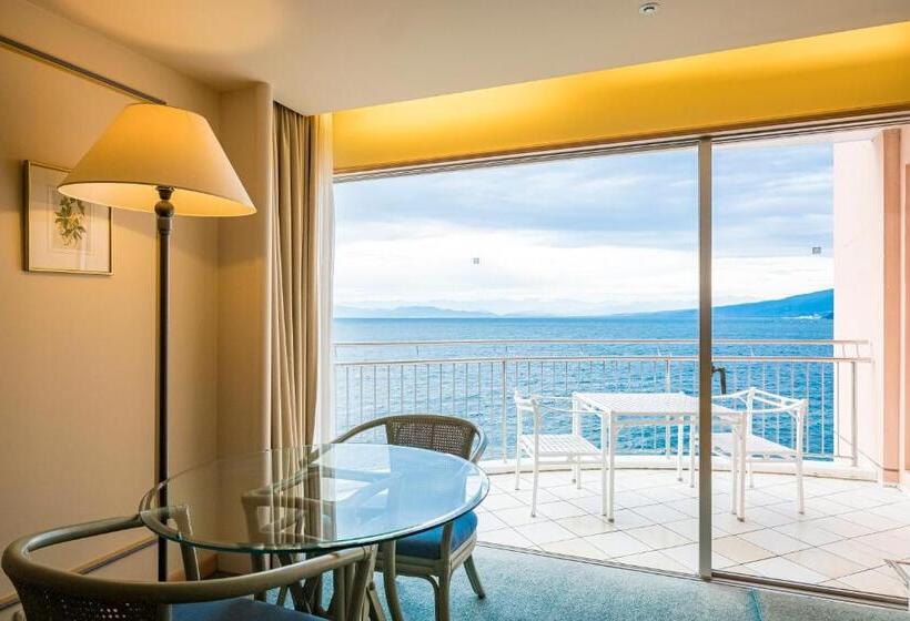 Люкс Вид на Море, Awashima