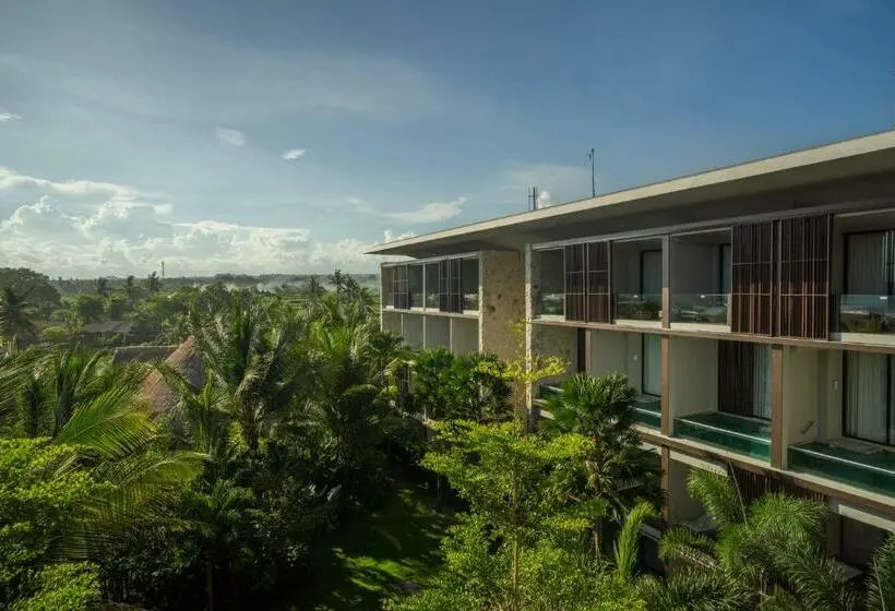 キングサイドベッドのスタンダードワンルーム, Wyndham Tamansari Jivva Resort Bali