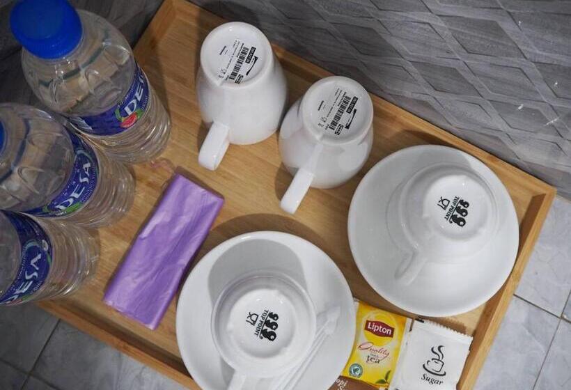 חדר משפחתי, Bb Durio Chalet