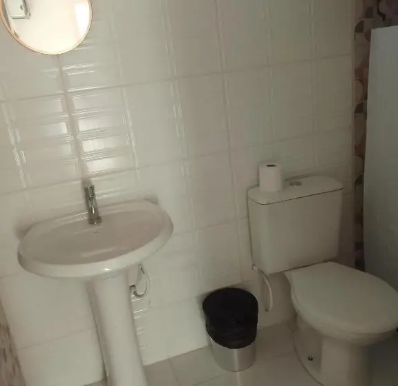 Basic Kolmen Hengen Huone, Pousada Recanto Dos Ventos