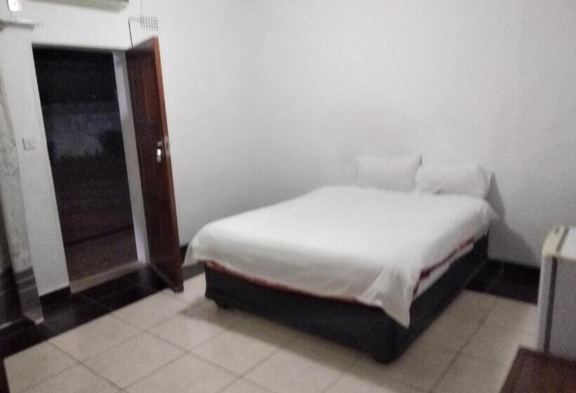 اتاق استاندارد, Brackendene Lodge