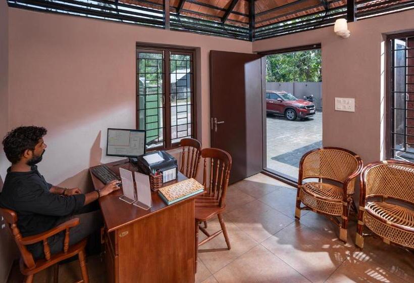 带阳台的豪华间, Paradise Marari Boutique Resort And Ayurvedic Spa