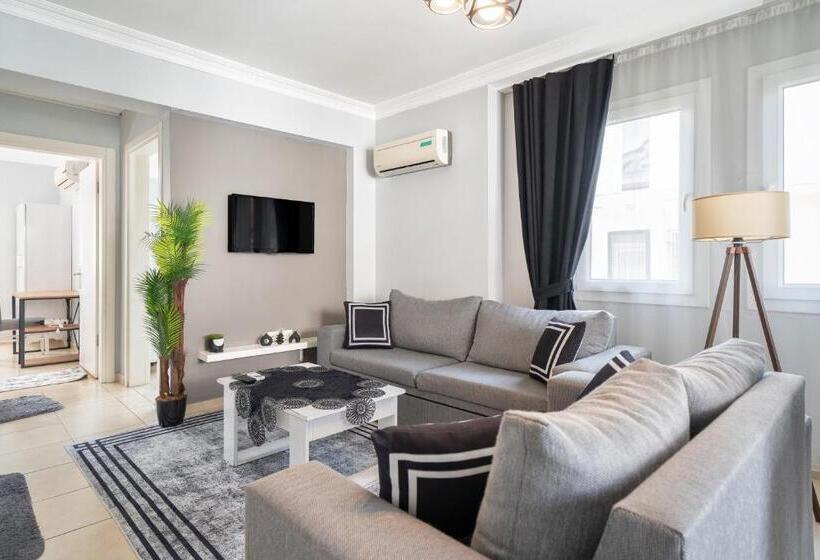 Apartamento 1 Dormitório com Sacada, Masal Apart